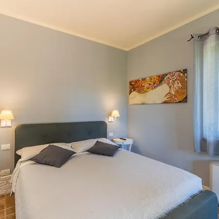 Il Casale Degli Olivi Alojamento de Turismo Rural *